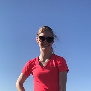 Meet your Posher, Ali